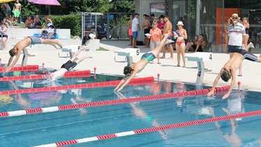 Großer Erfolg: 10 erste Plätze beim Schwimmsportfest der Eichstätter Schulen