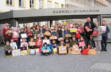 85 Weihnachtspäckchen für Kinder in der Ostukraine