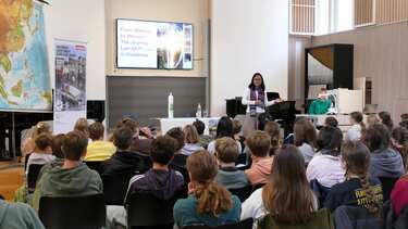 Missio-Gast von den Philippinen spricht am Gabrieli-Gymnasium