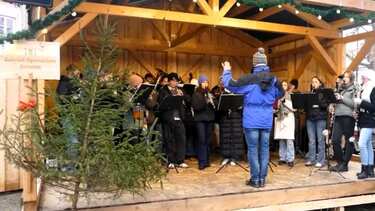 Auftritt des Sinfonischen Blasorchesters am Eichstätter Weihnachtsmarkt