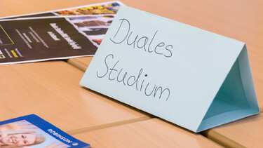 Universität trifft Gymnasium – Studienorientierung der Q12 am Gabrieli-Gymnasium