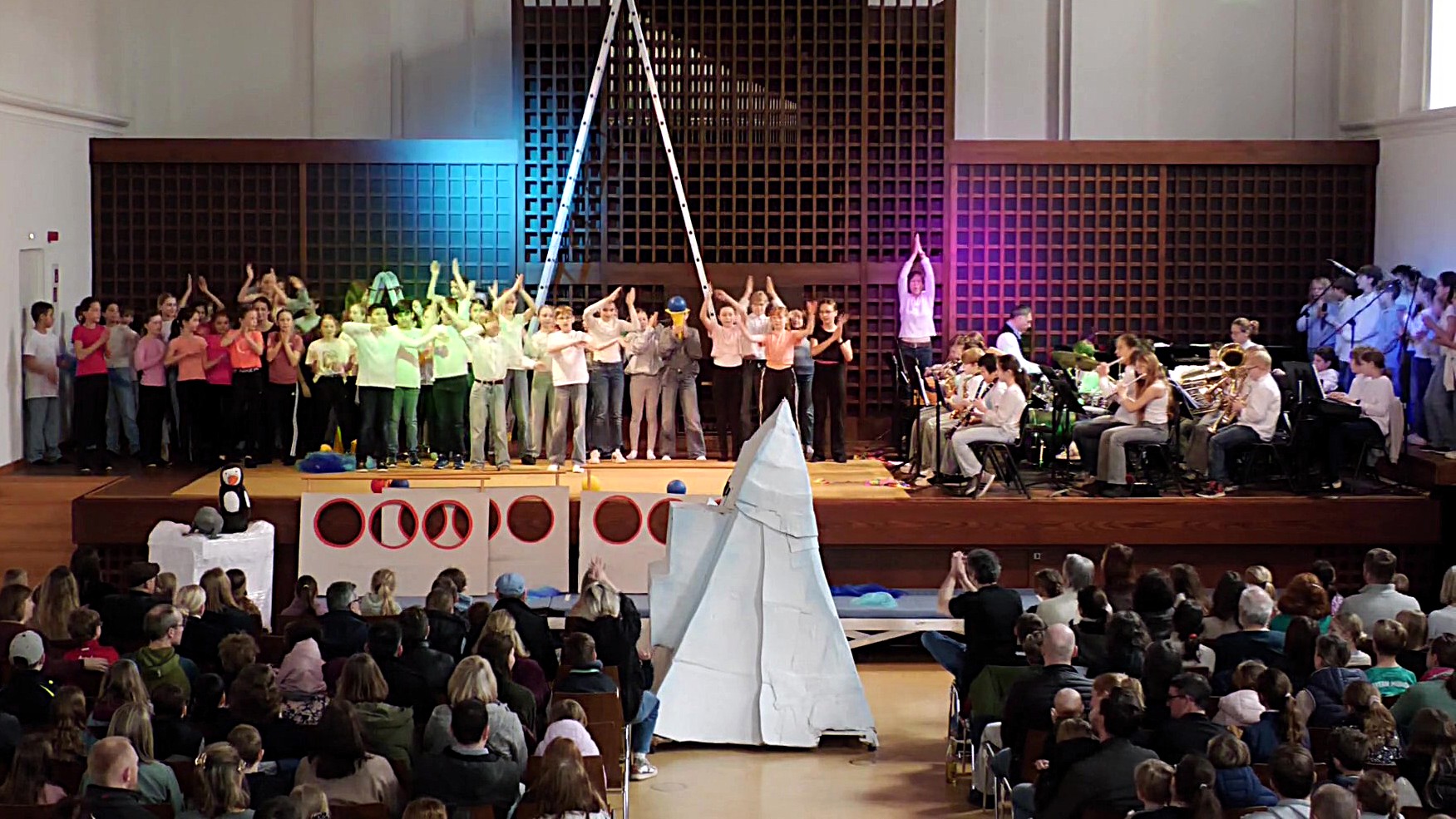 Unser MTTK-Projekt bei der ersten Schulführung!